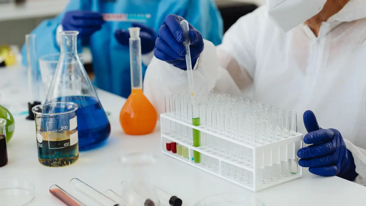 15 Biotechnology Summer Schools in the UK for High School Students