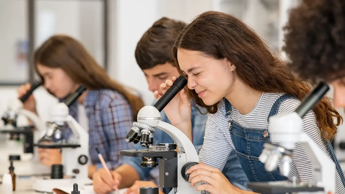 15 Biology Summer Camps for High School Students