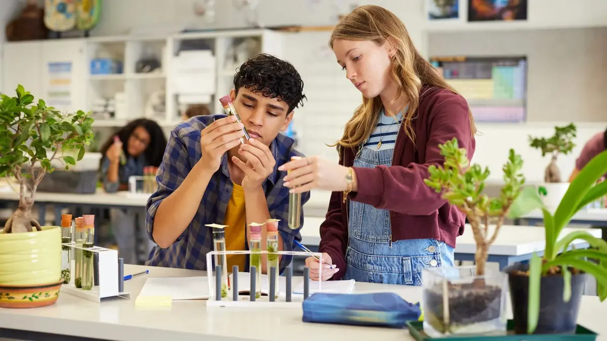 15 Biology Summer Programs for High School Students