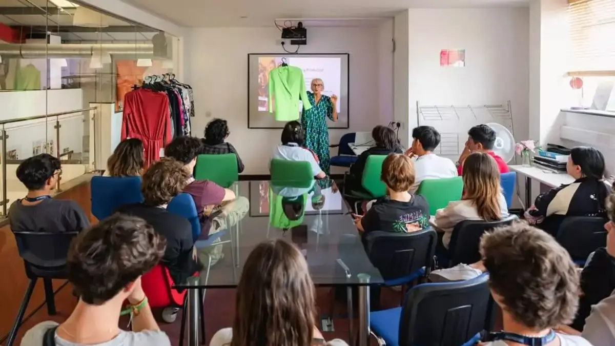 14 Art Summer Programs in the UK for High School Students 1