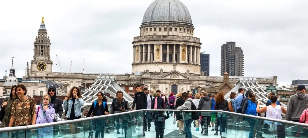 London Tour by Chidera Medicine