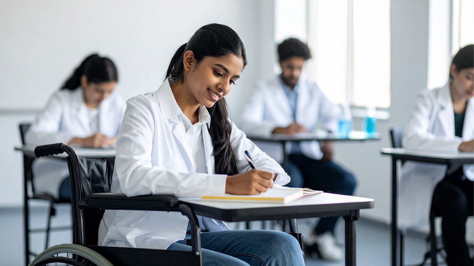 How to Get Into Monash University: Requirements and Application Tips