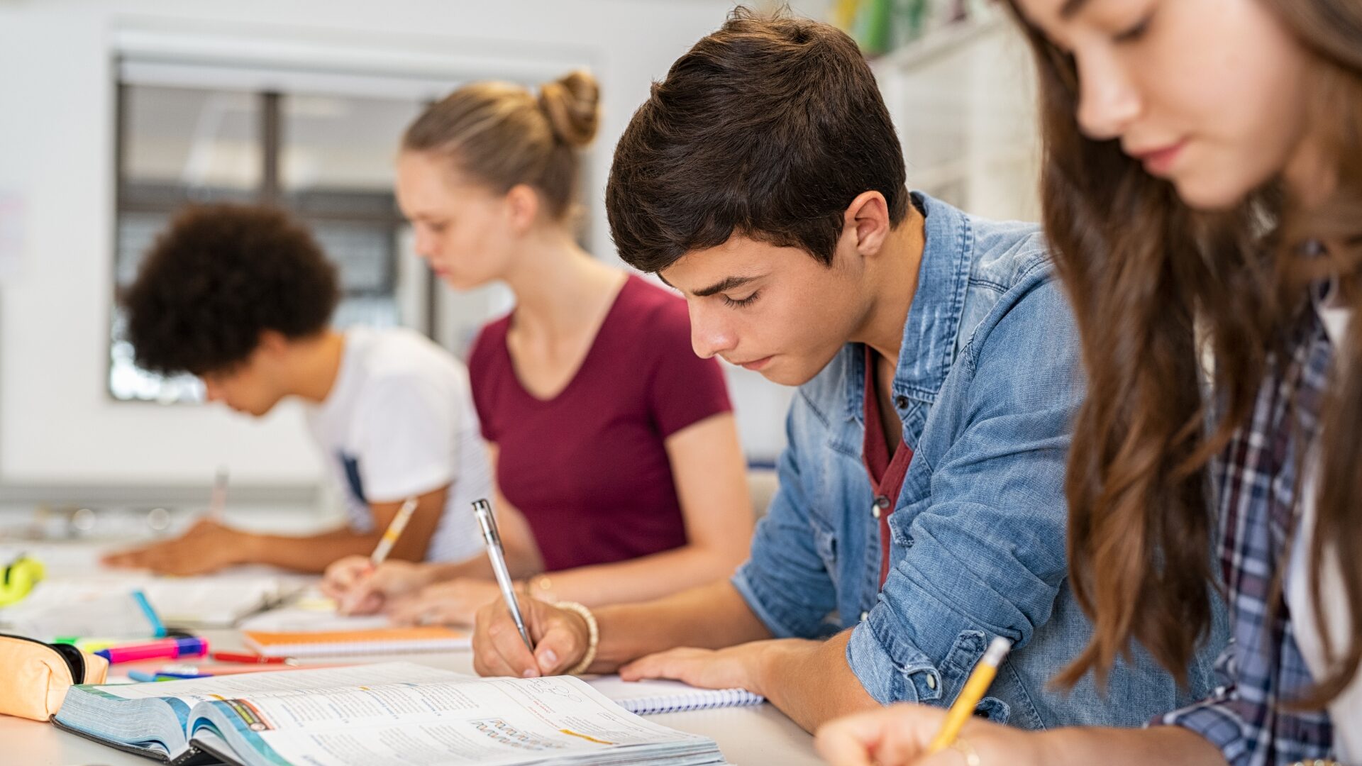 15 Summer Programs for Rising High School Freshmen