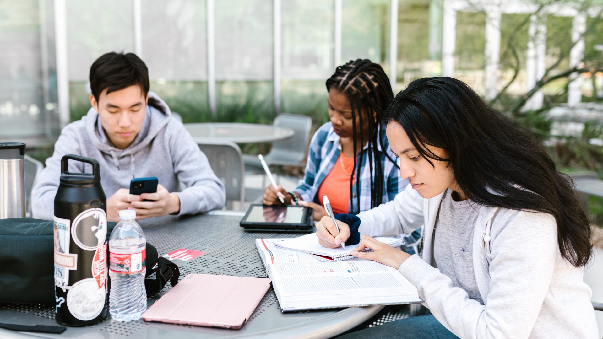 15 College Research Programs for High School Students