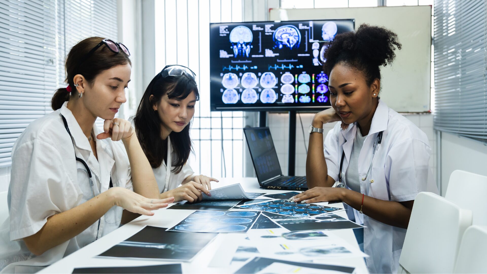 15 Health Internships for High School Students