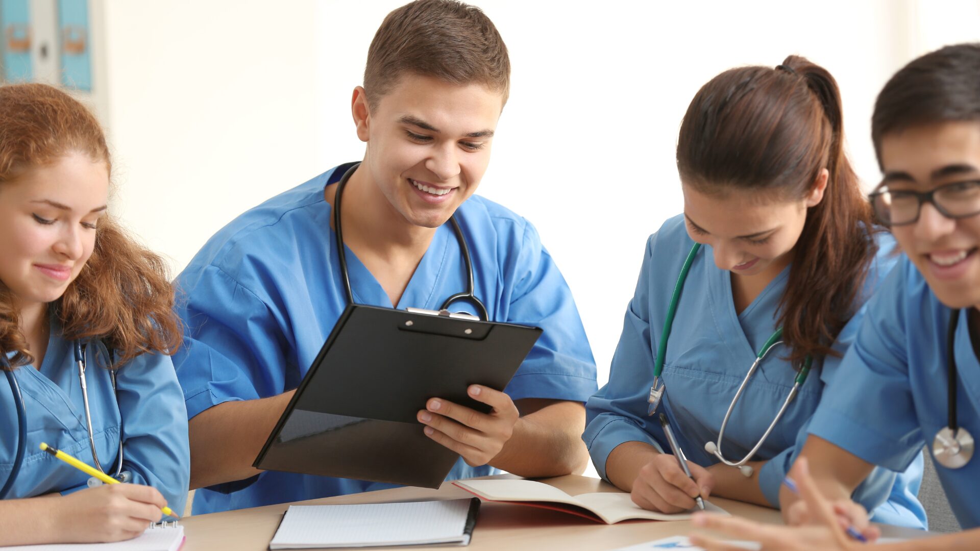 15 Clinical Internships for High School Students