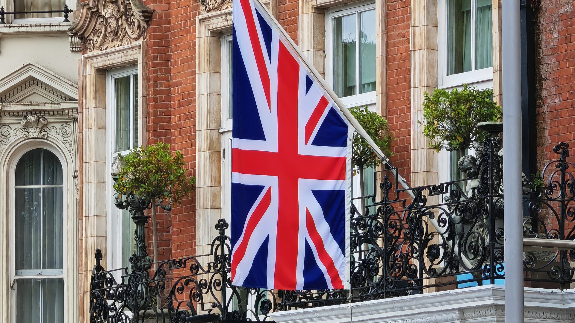 15 Summer Schools in London for Year 10 Students