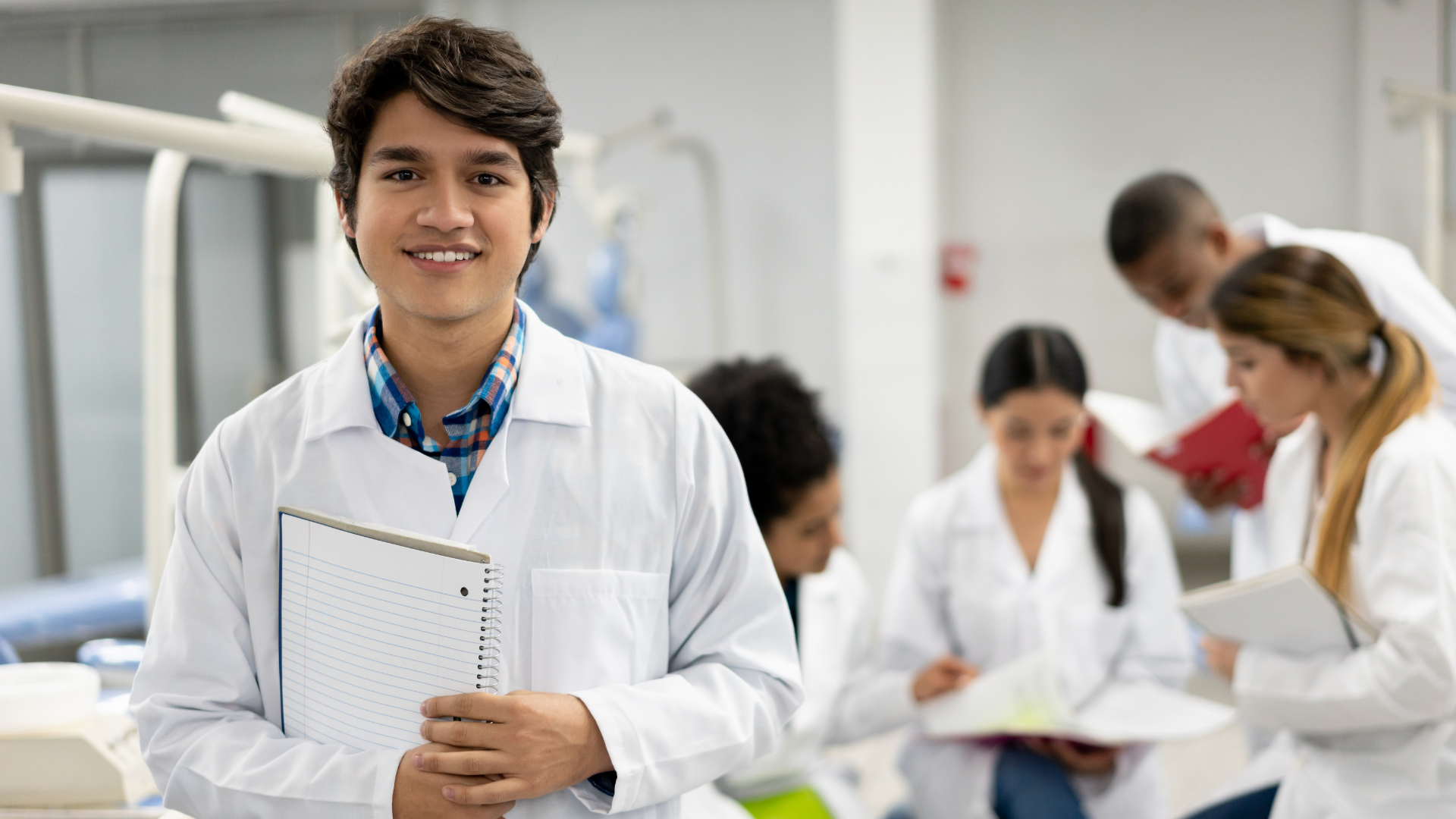 15 Science Summer Programs in Toronto for High School Students