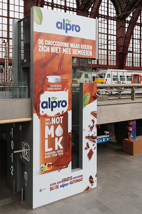 antwerpen centraal wall left alpro