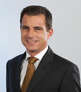 Cajus Erni, Experte in Finanzen und BWL