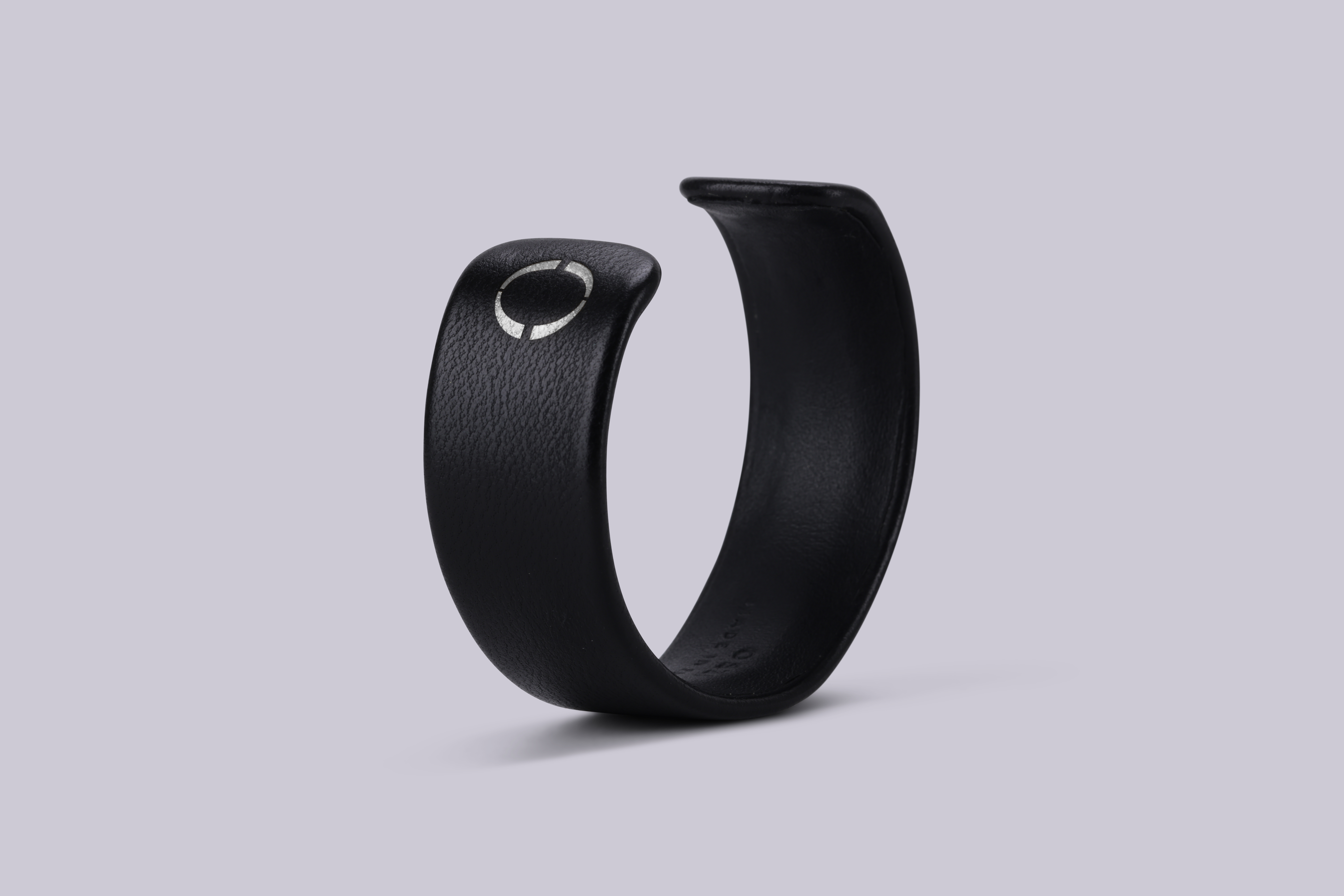 The First Touch – Bracelet Black & Silver