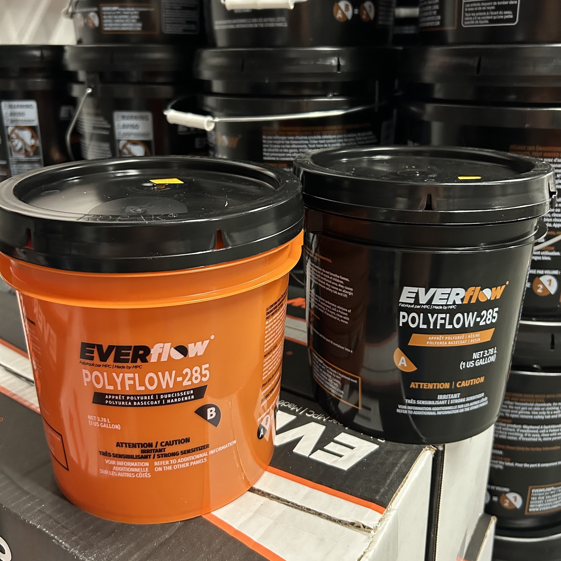 POLYFLOW 285 – 2 Gallon Kit | UV-Stable Polyurea Primer/Base Coat for Vinyl Flake Floors