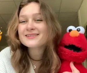 All Right teacher Daryna Ukraine