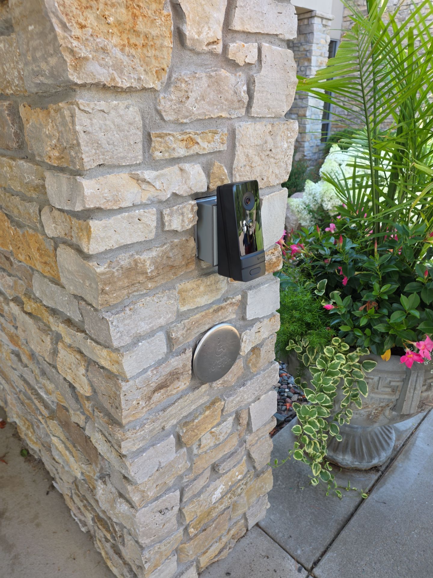 Mobile access control system with a smartphone and door entry reader.