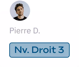 Fiche de profil utilisateur comportant une photo circulaire d'un jeune homme aux cheveux coiffés. Le texte indique « Pierre D. » et « Nv. Droit 3 ».