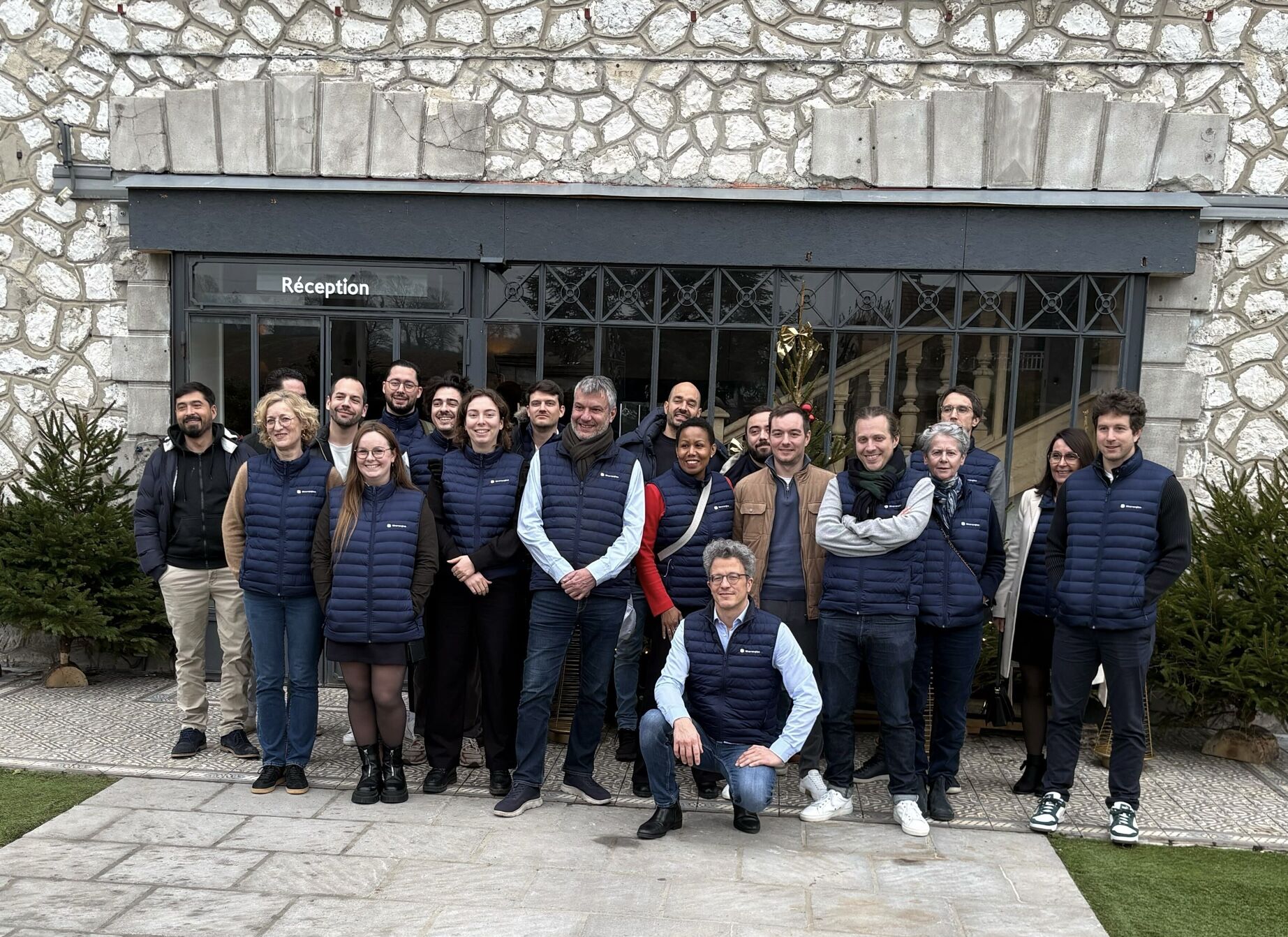 Photo de l'ensemble des collaborateurs Sirenergies prise lors du séminaire d'hiver 2025