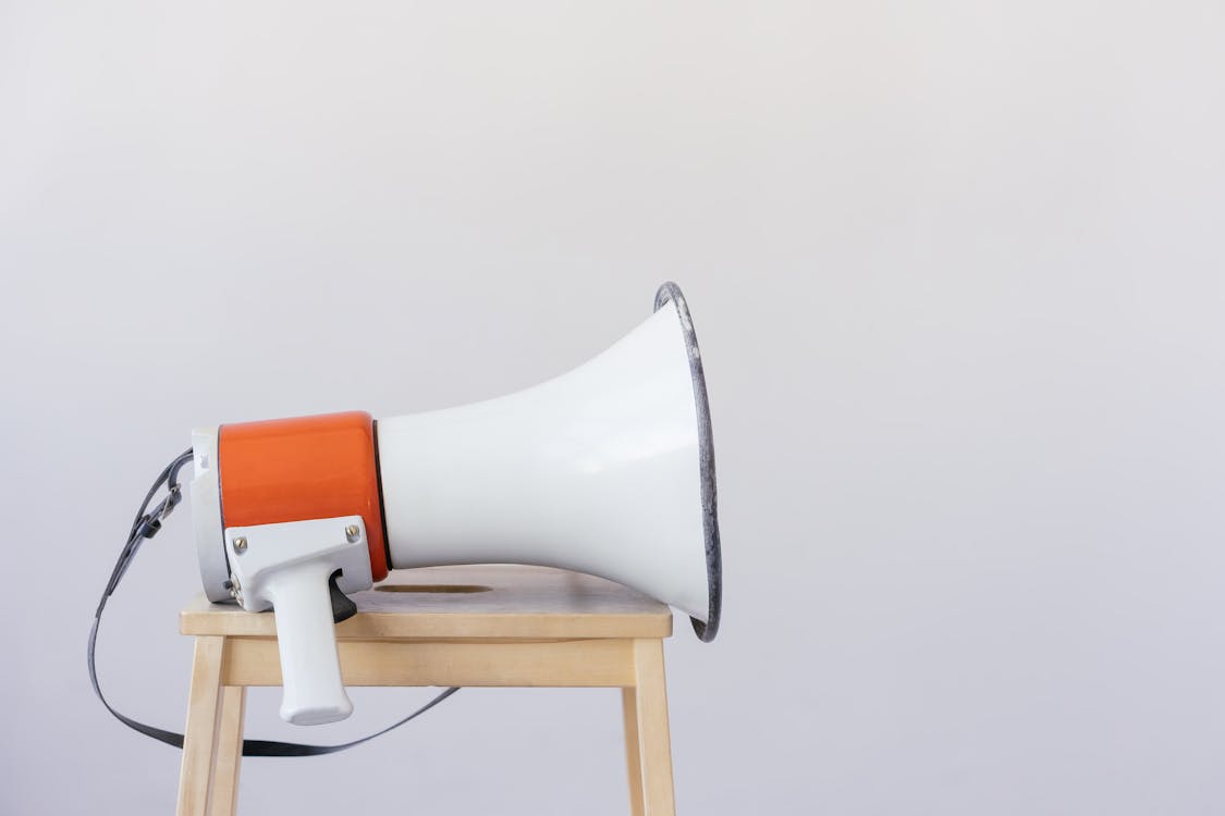 Gratis Fotos de stock gratuitas de altavoz, de cerca, silla de madera Foto de stock
