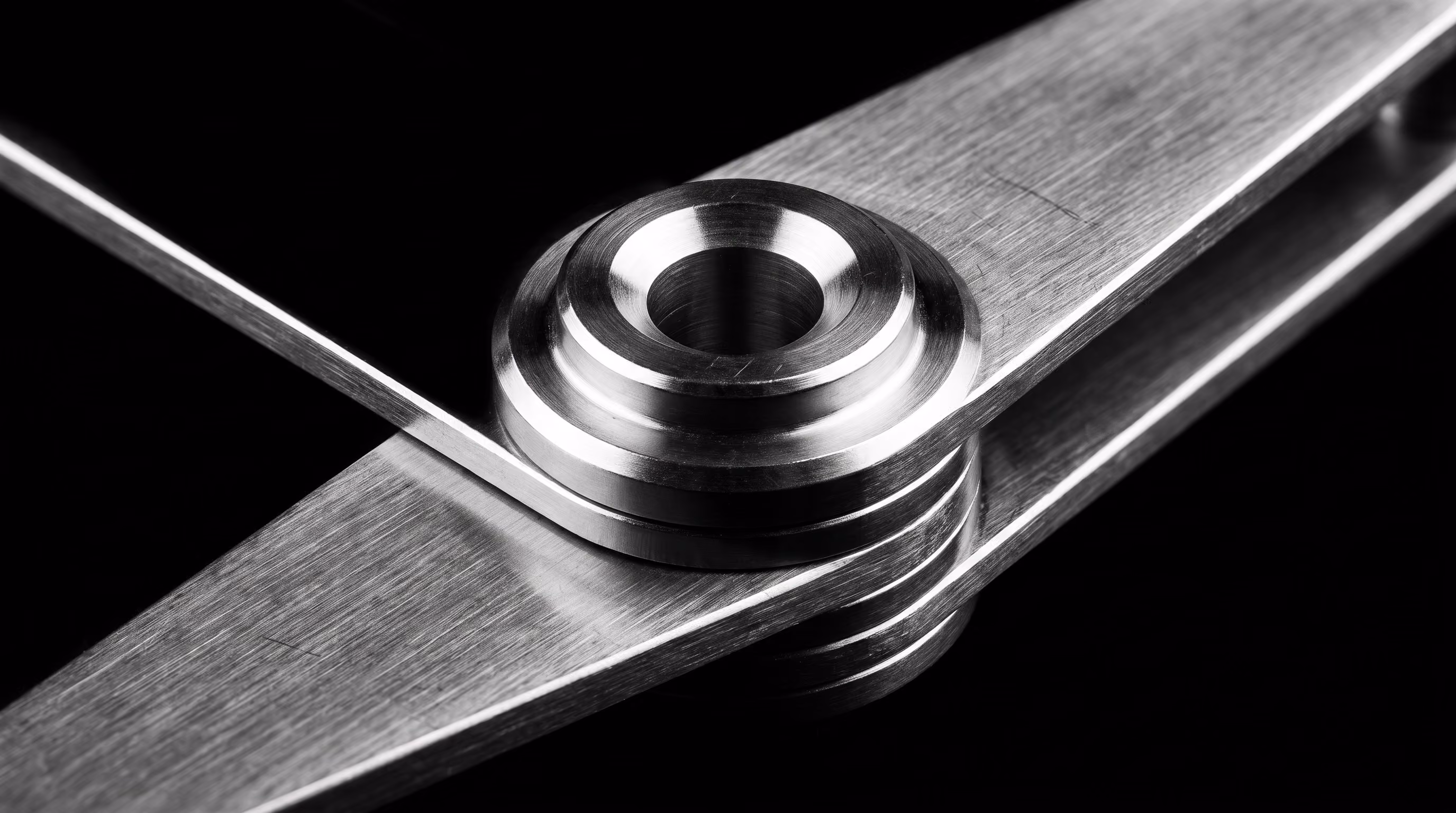 Precision pivot joint macro, brushed aluminum articulation linkage