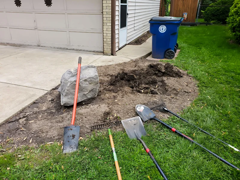 Landscaping project completed by Diamond Landscape & Design, serving neighborhoods across Niagara County and WNY.