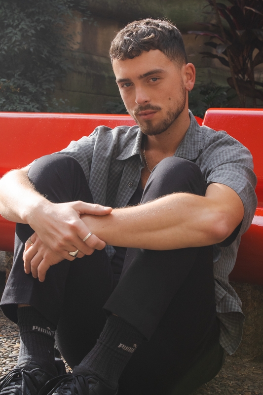 Daniel F
