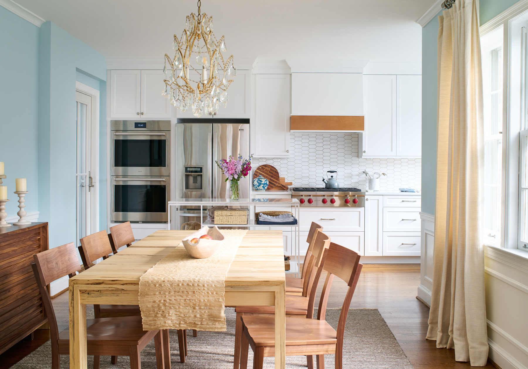 Chevy Chase modern kitchen renovation with custom cabinetry and stainless steel appliances