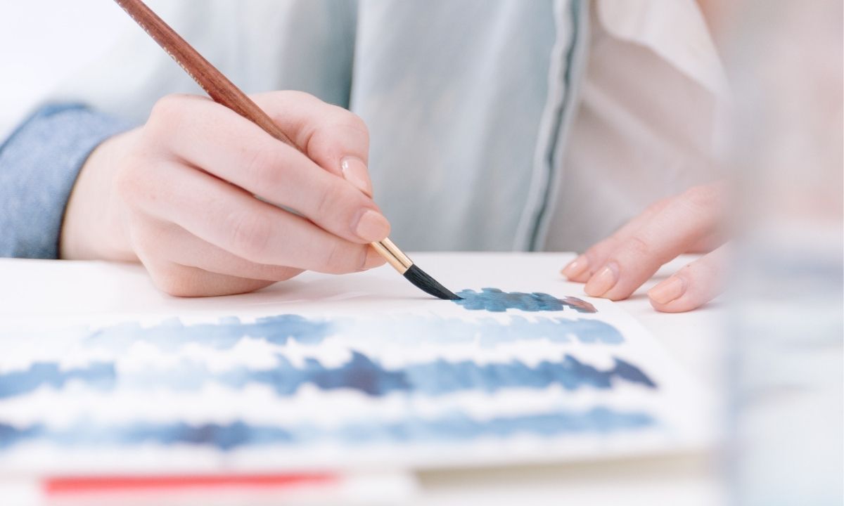 healthy ways to manage stress by painting