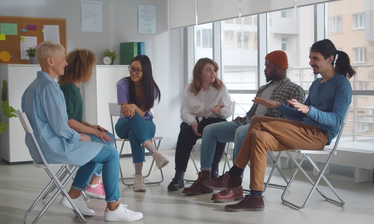 group discussing how to get sober and stay sober