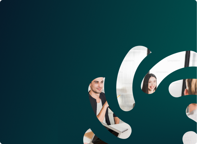 Laptop with the Kizen website inside.