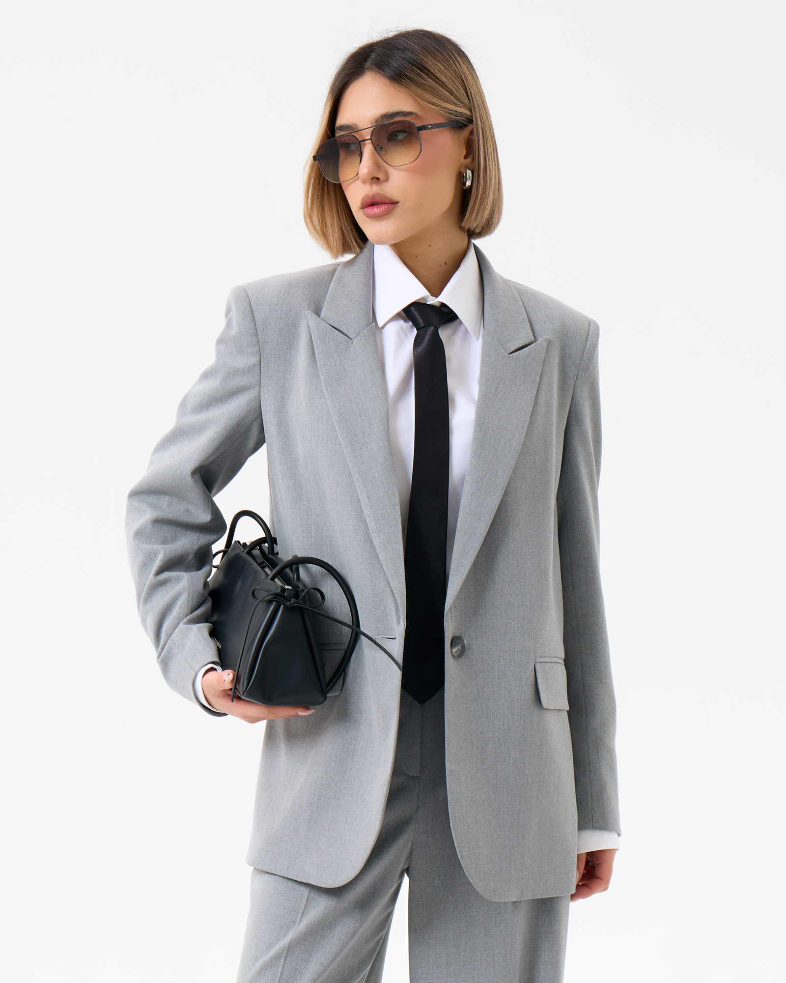 Светло-серый жакет А5.201