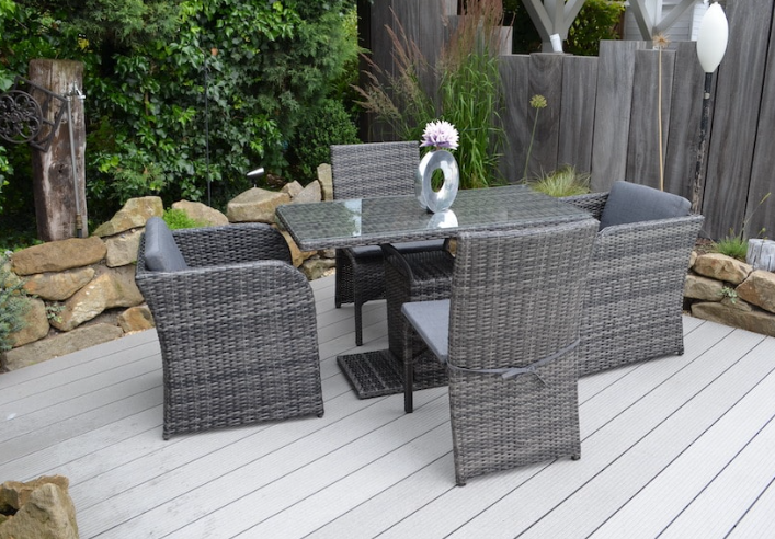 Breakfast Set aus 2 mach 4 Sitzplätze