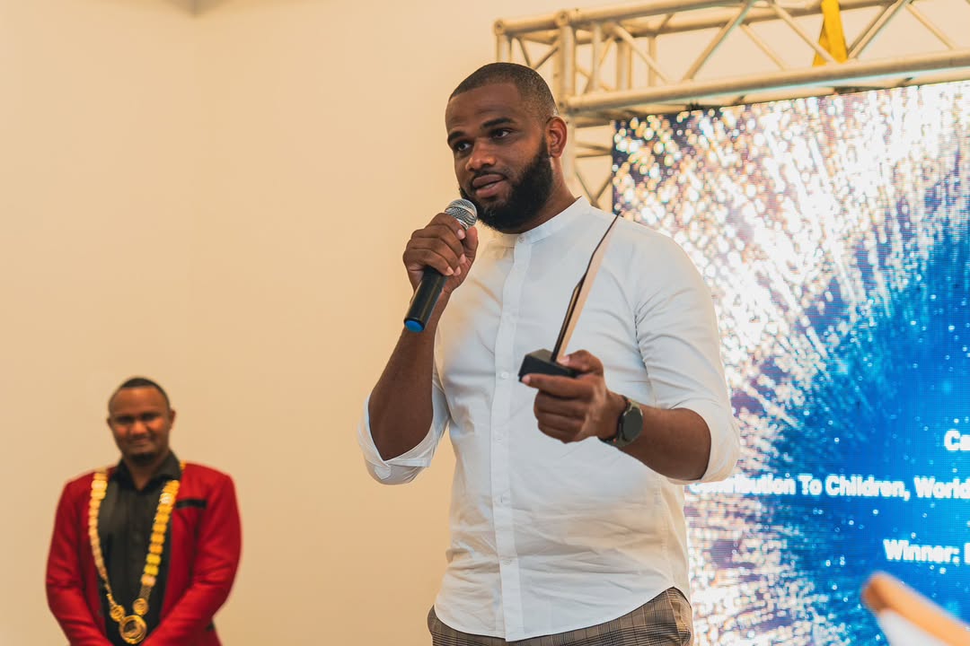 image of award ceremony (for an amusement park)