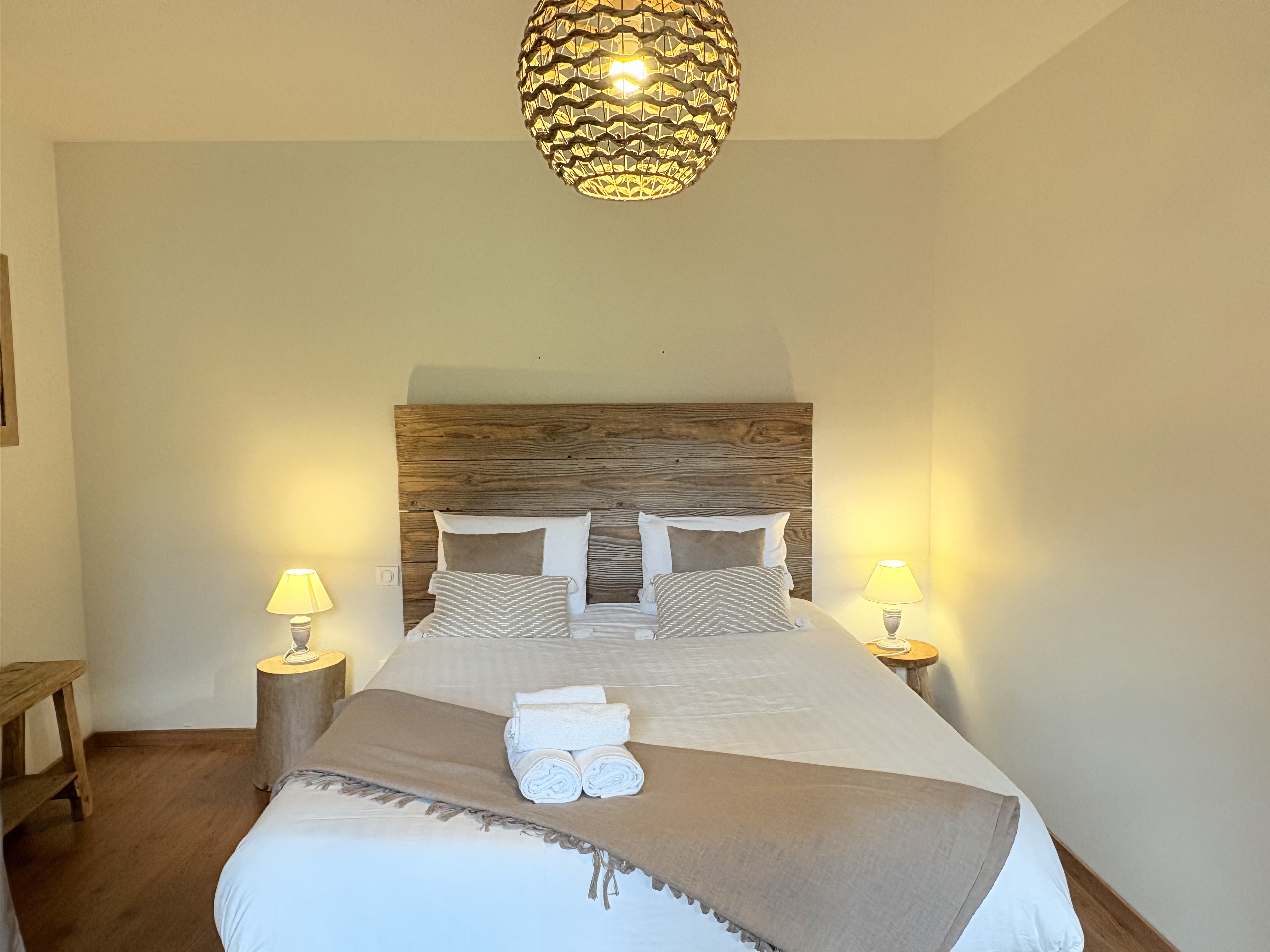 Les Pierres Dorées – Demeure de caractère