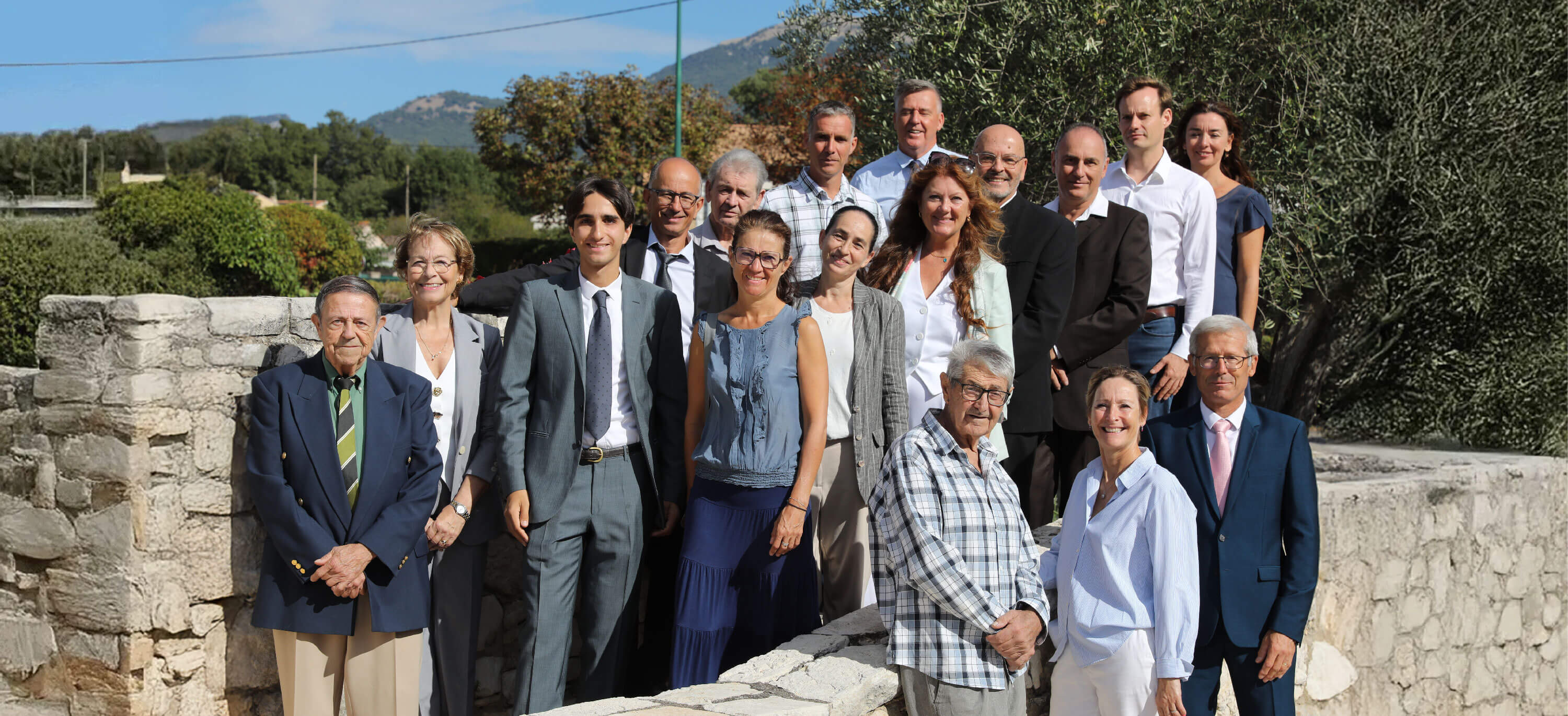 photo de ewan corinaldesi avec l'equipe de choisir roquefort