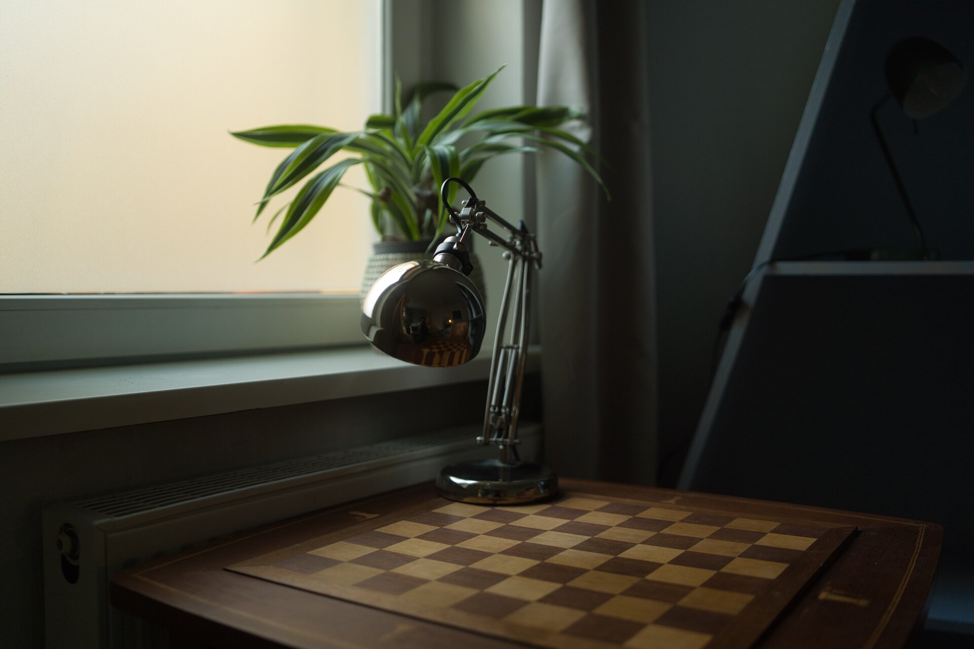 Schachtisch und Arbeitsplatz