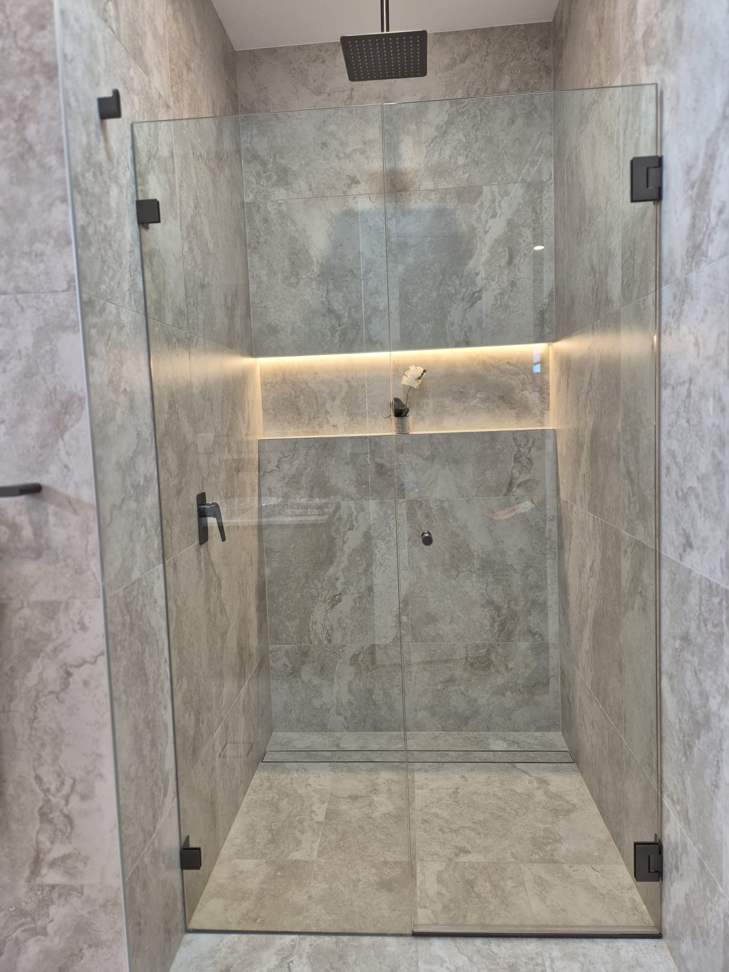 project-picnic-point-bathroom