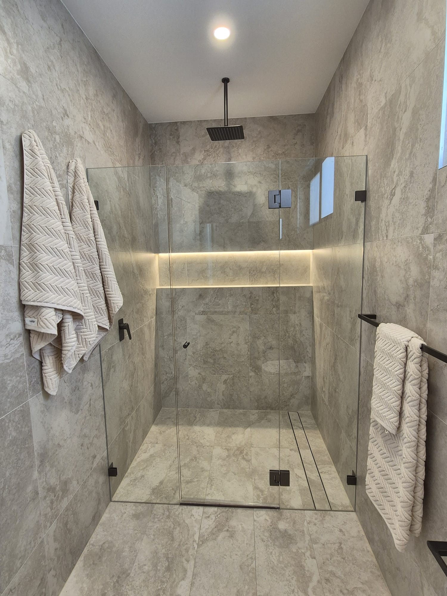 project-picnic-point-bathroom