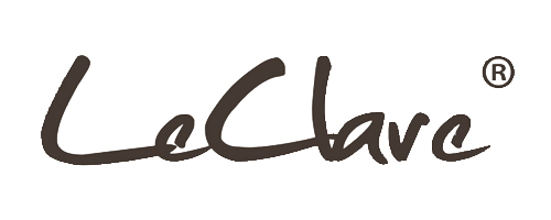 LeClare brand logo in stylized script with registered trademark symbol.