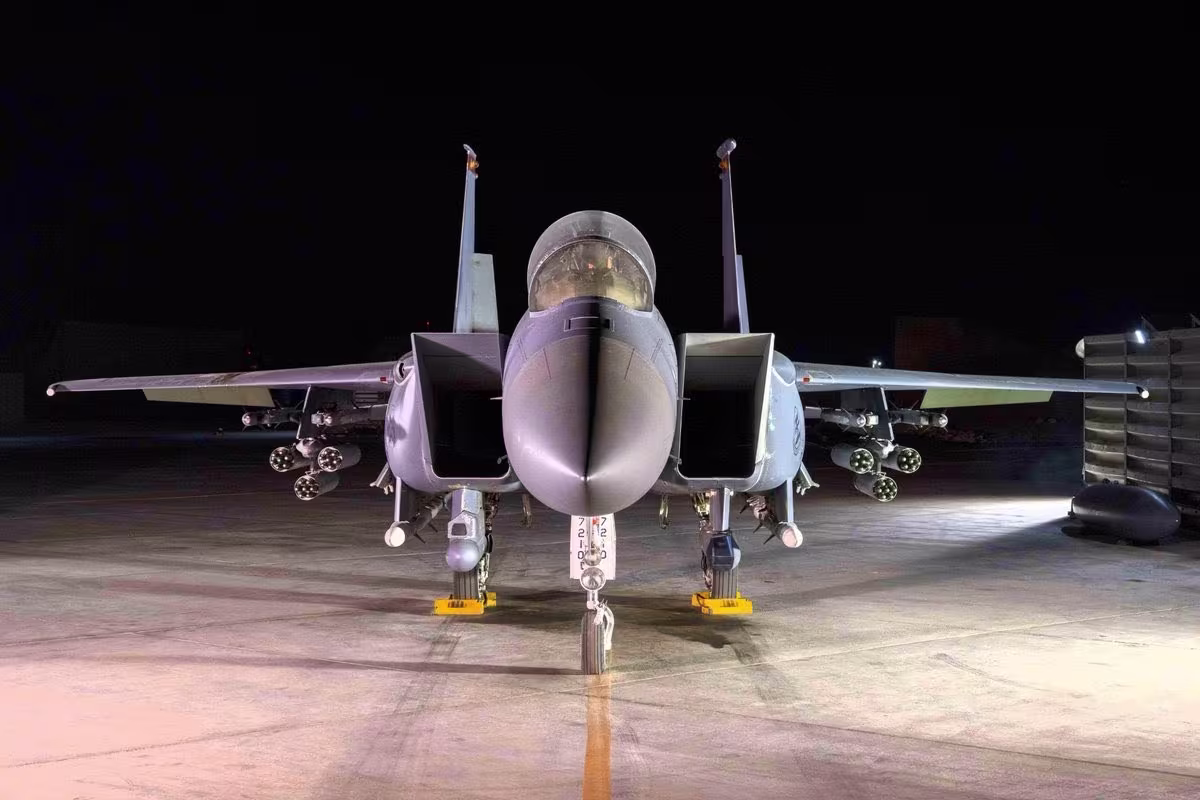 airplane Advanced Programs