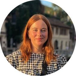 Testimonial portrait - Rebecca