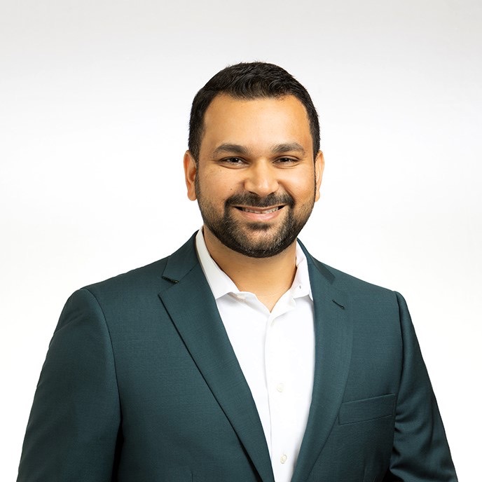 Dr. Tushar Sharma headshot image