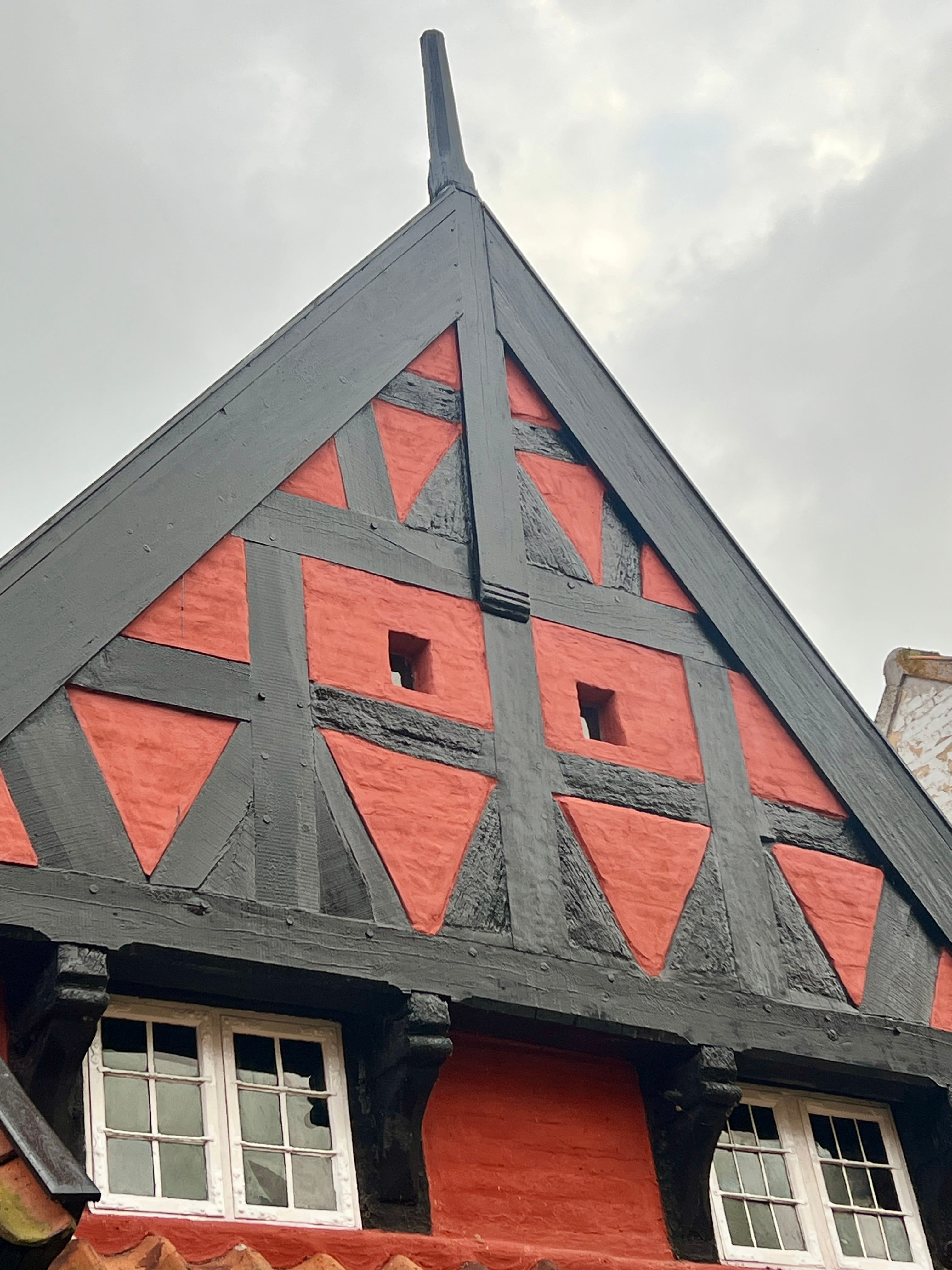 parade gavlen med brand ærøskøbings ældste hus