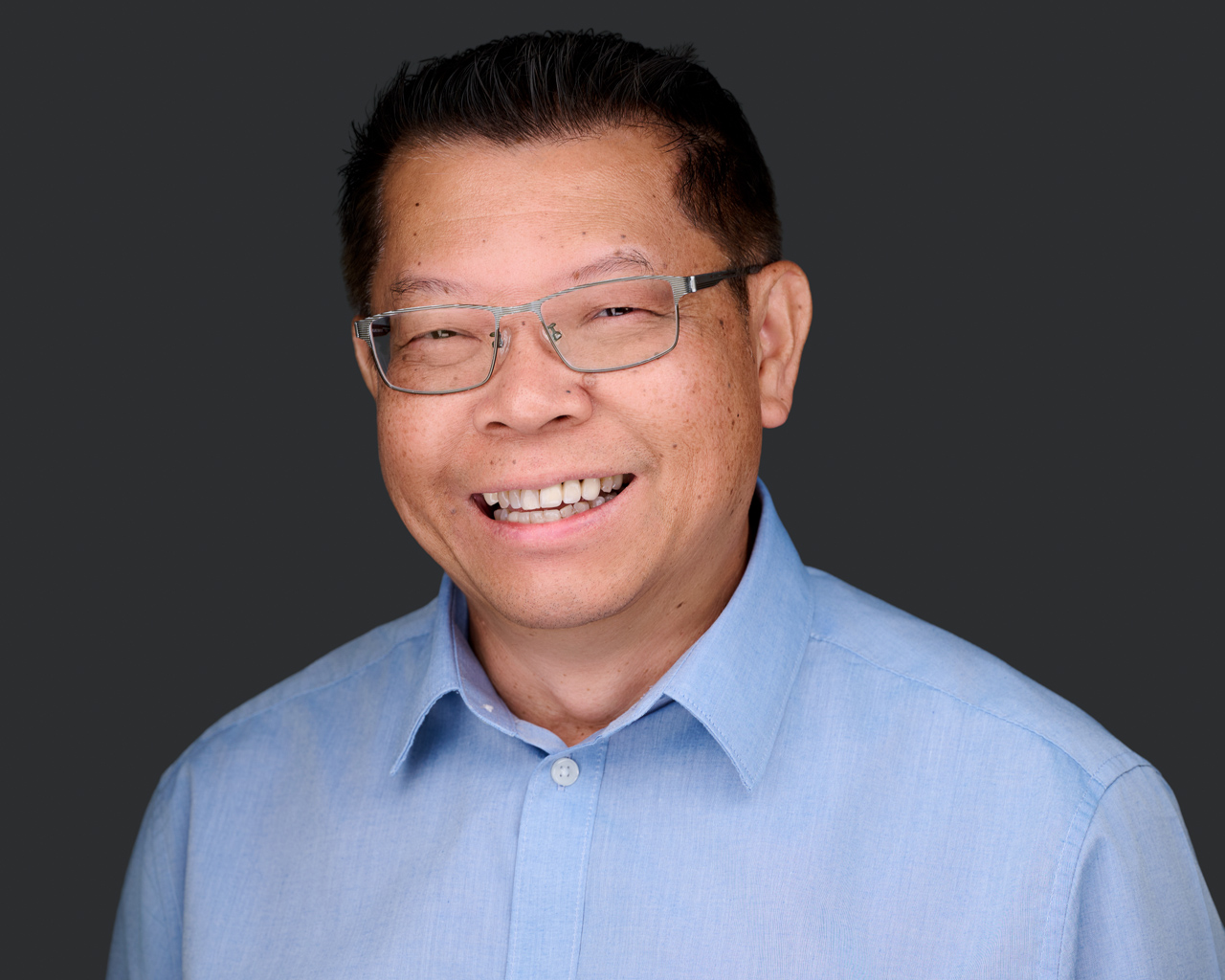 Tim Truong headshot