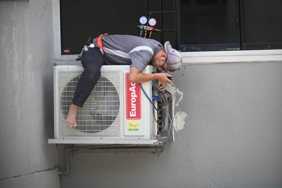 How Maintenance Extends AC Life in South Louisiana Heat