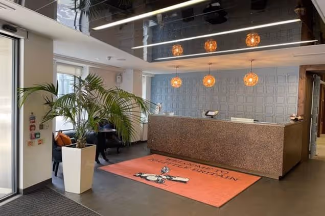 Office Space In Town St Paul's Reception Area