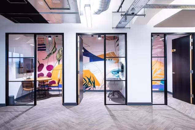 Runway East London Bridge Meeting Rooms and Phone Booths
