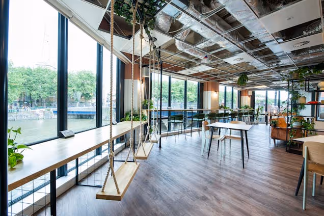 Bristol Bridge Cafe | Runway East