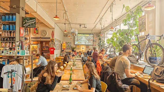 Cafe | Runway East