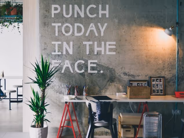 https://www.datocms-assets.com/46385/1650460926-punch-today-in-the-face-office.jpg?auto=format&fit=max&q=50&w=636