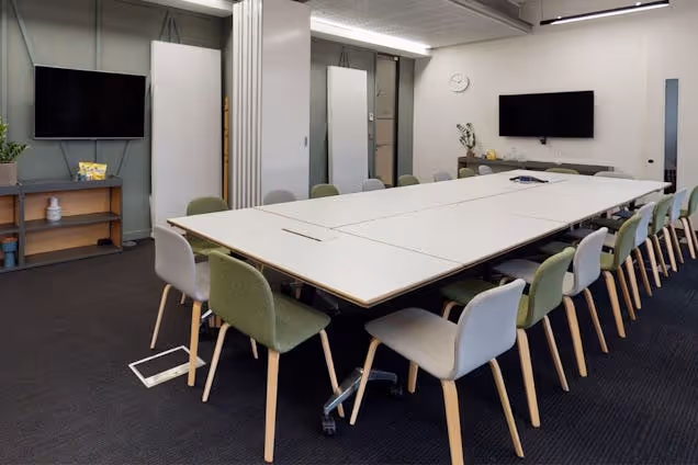 Fora - 2 Stephen Street Meeting Room
