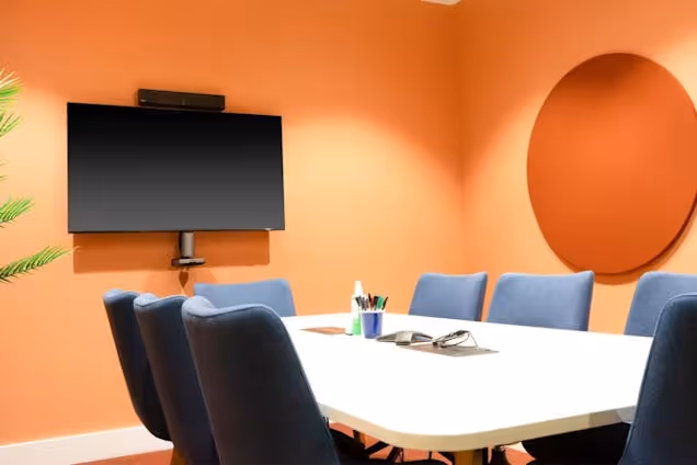 Runway East Birmingham - Twirl Meeting Room